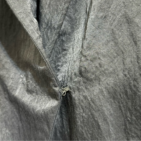 Elizabeth and James Essential Crepe Blazer - Size 8 - Black - Picture 6 of 12